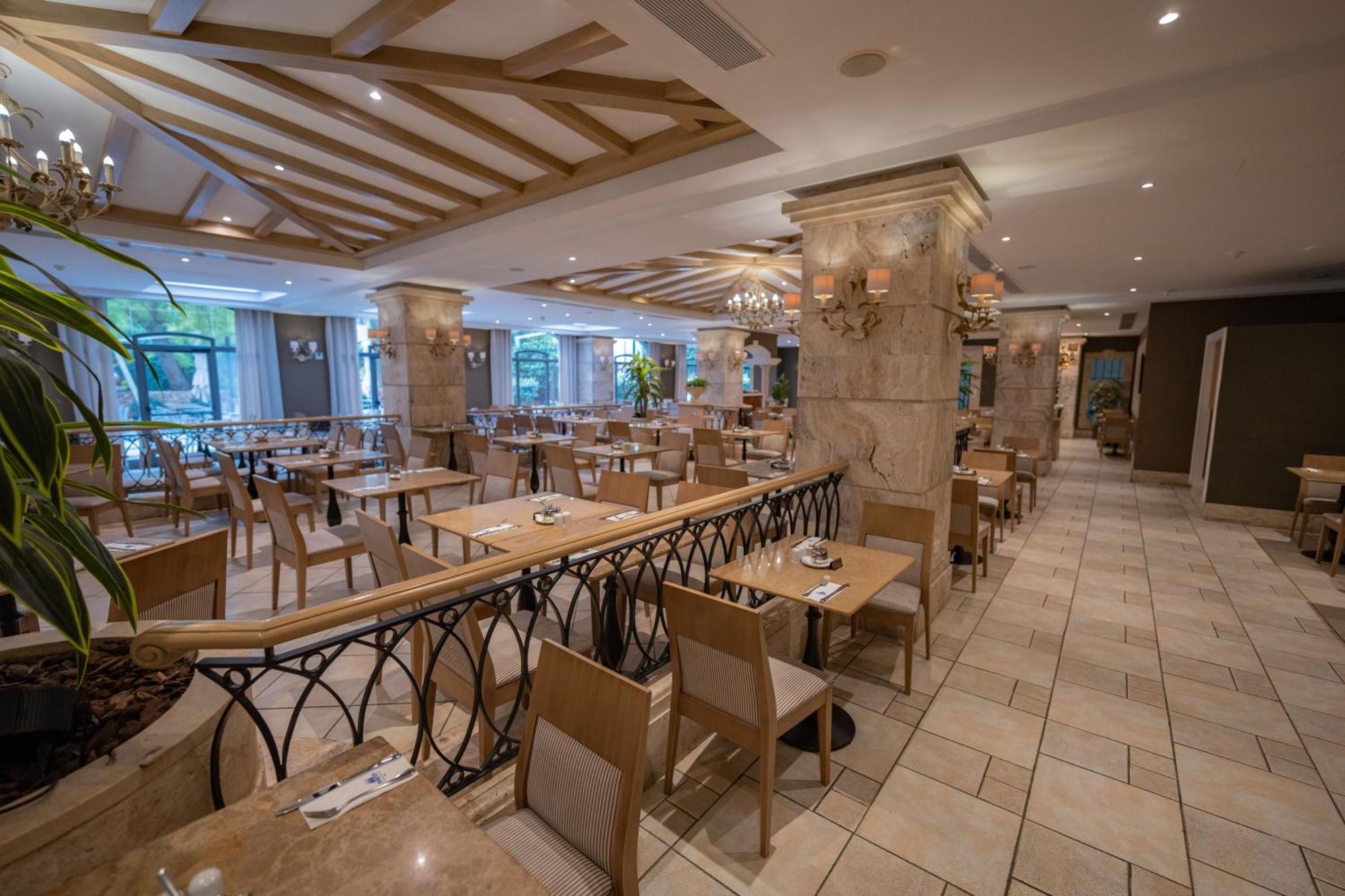 Maritim Antonine Hotel&Spa Mellieħa Esterno foto
